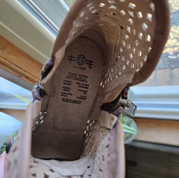 Tribal Brown Perforated Ankle Booties Circle G by Corral SZ 9 - Picture 3 of 4